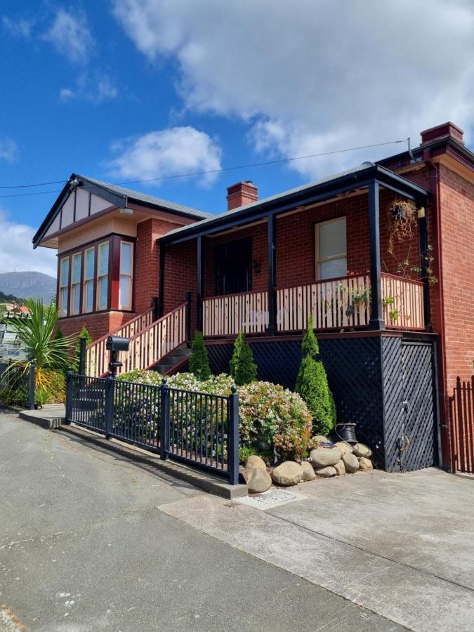 Lords Rest Apartment - Private And Central With Free Parking And Great Wifi Hobart Exteriör bild